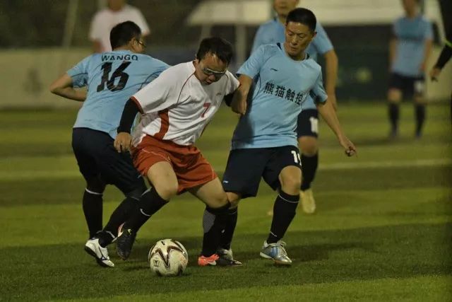 欧足联对FIFA领导层表示失望，因凡蒂诺失去信任